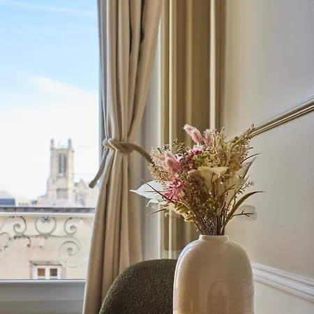 Haussmannien Calme Hyper-centre Daire